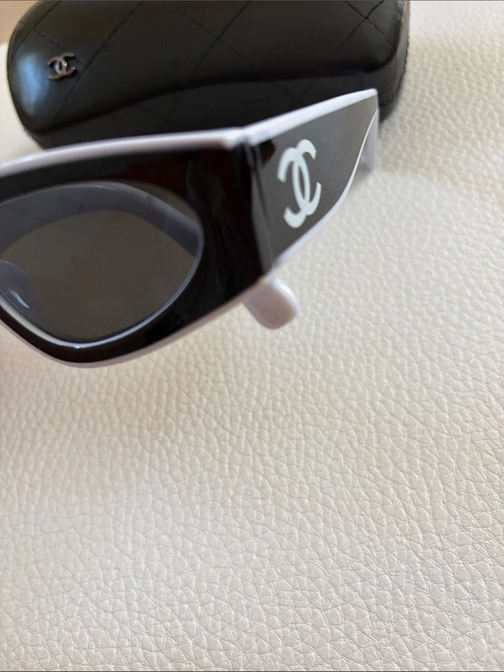 Cat Eye CC Fashion Sunglasses